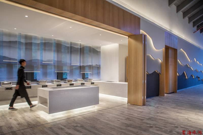 承德金山嶺長(zhǎng)城大酒店咨詢預(yù)定電話18633570222 15703350808