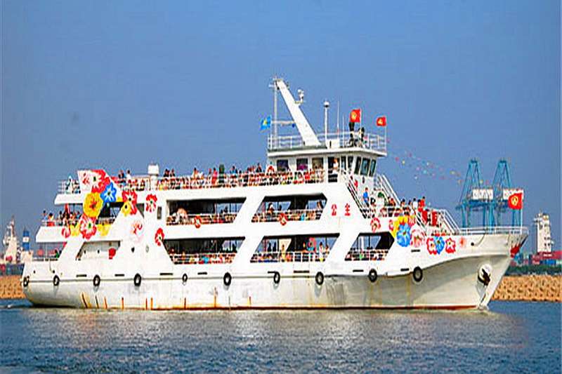 秦皇島北戴河浪淘沙長城號公主號尋仙號求仙號游船